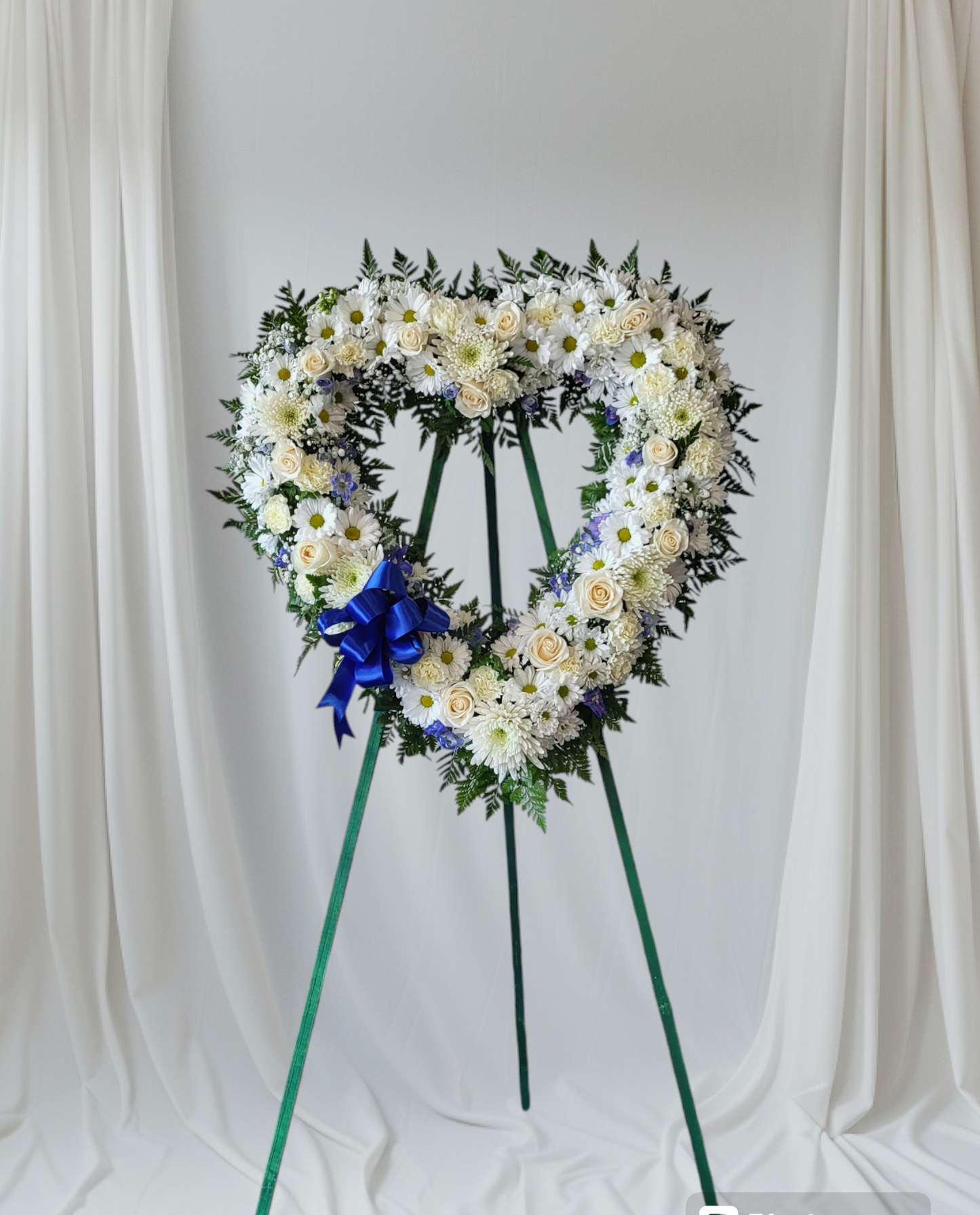 Blue Dreams Standing Wreath