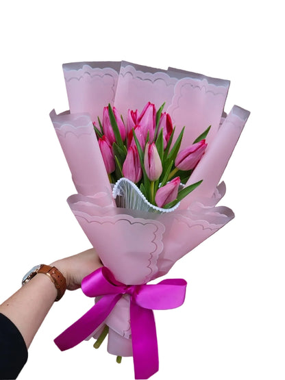 Tulip bouquet by the dozen